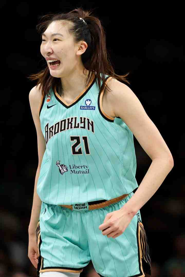 韩旭：WNBA的教练组分工明确 国内基本就是一个主教练+两个助教